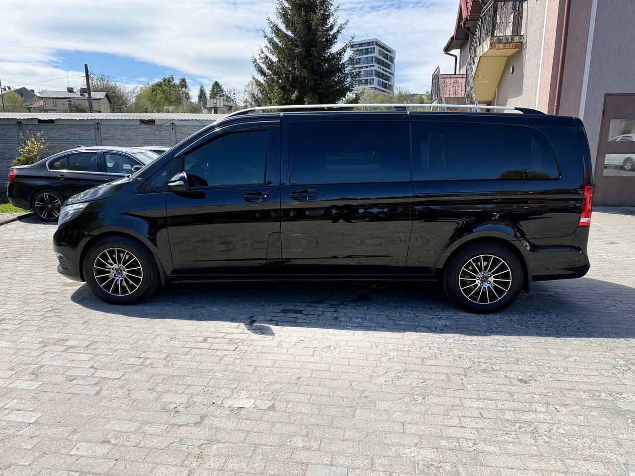 Mercedes-Benz V-Class — екстер'єр
